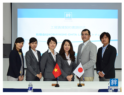 Kobayashi-Ohta label Vietnam contract signing ceremony