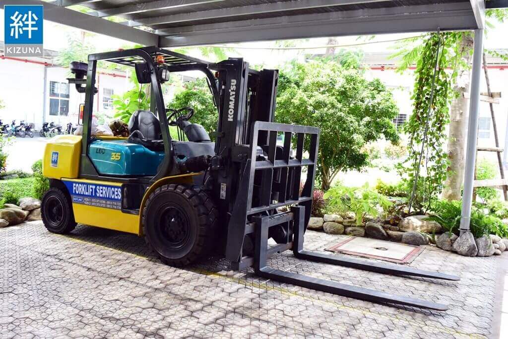 3.5Tons Forklift Rental Service at Kizuna Serviced Factory